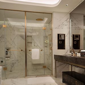 Indigo Junior Suite